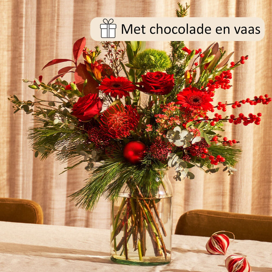 Christmas bouquet (gift set including vase and chocolate!)
