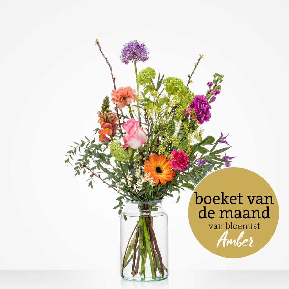 Monthly bouquet April
