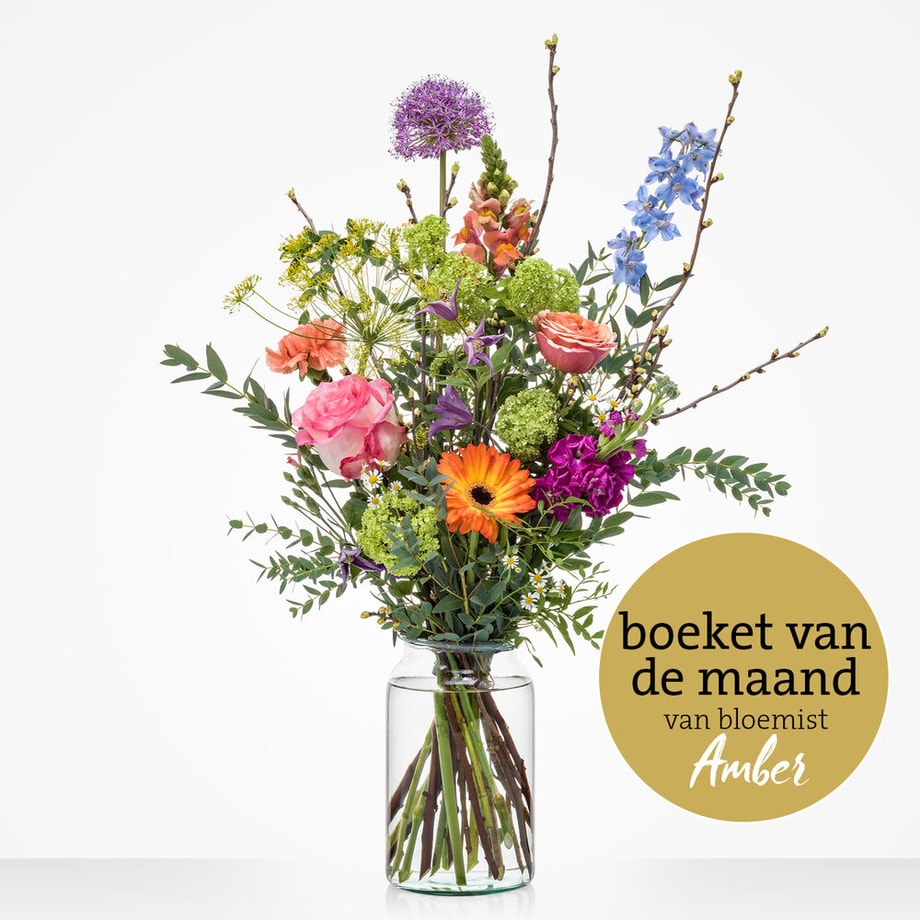 Monthly bouquet April
