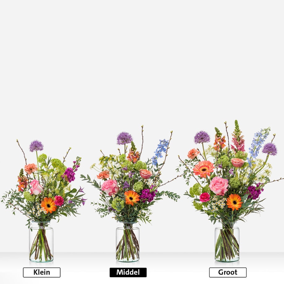 Monthly bouquet April