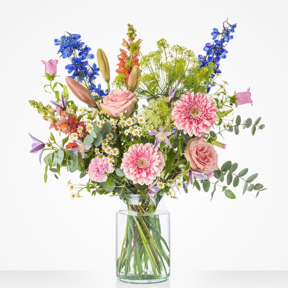 Monthly bouquet of June