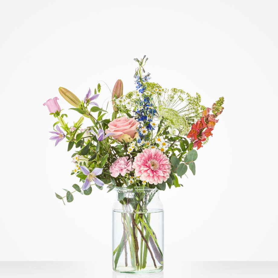 Monthly bouquet of June