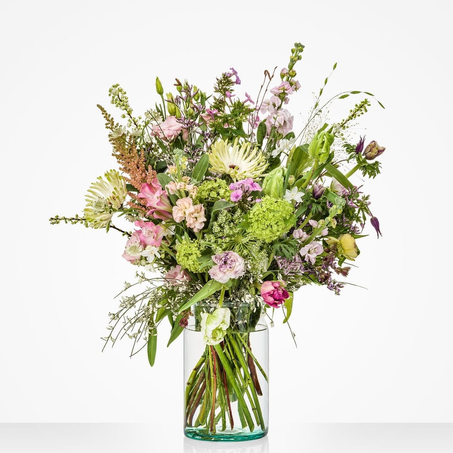Delirious spring bouquet