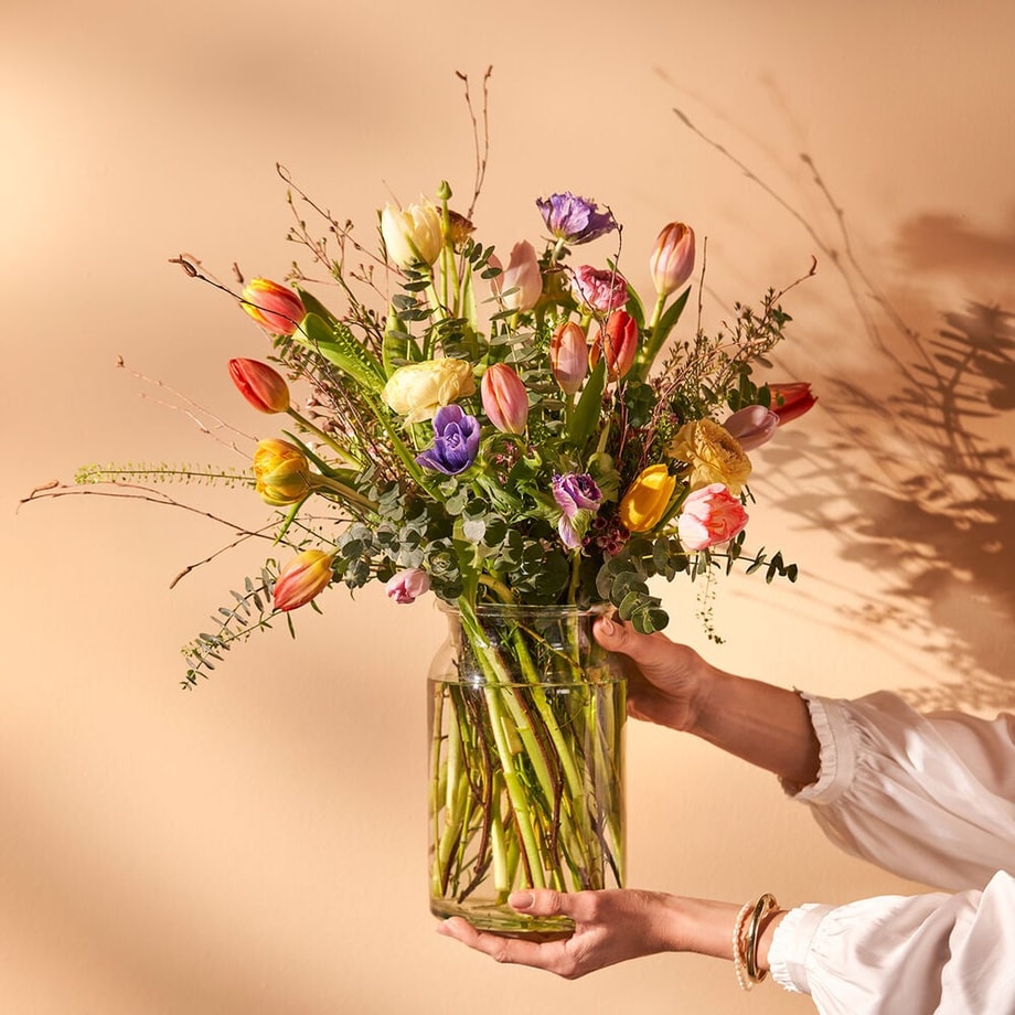 Colourful tulip bouquet