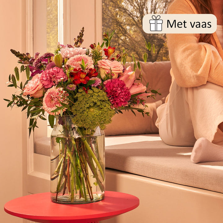 Warm gesture bouquet with vase