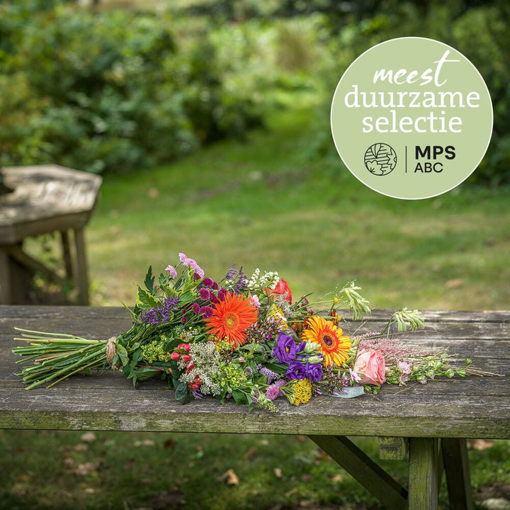 Groen Gekeurd kleurrijk rouwboeket