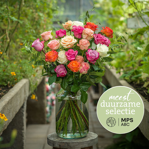 Sustainable rose bouquet